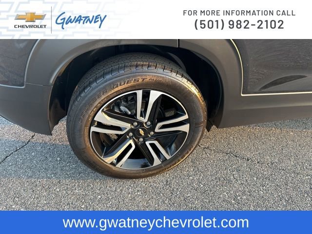 Used 2024 Chevrolet TrailBlazer LT w/ Driver Confidence Package image 11
