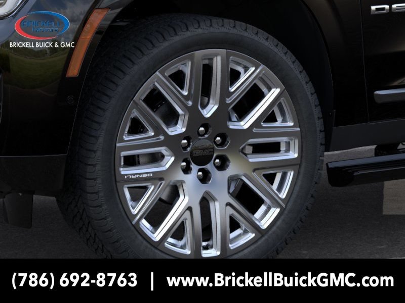 New 2026 GMC Yukon XL Denali Ultimate AWD/4WD image 9