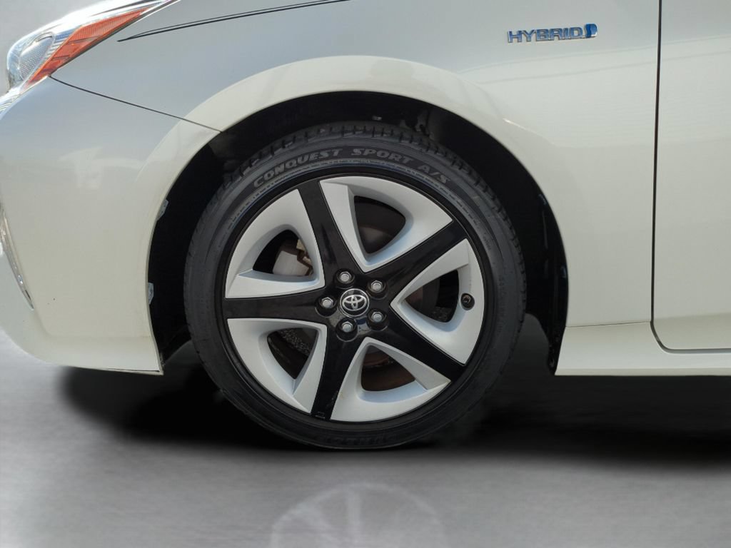 Used 2017 Toyota Prius Four Touring FWD image 26