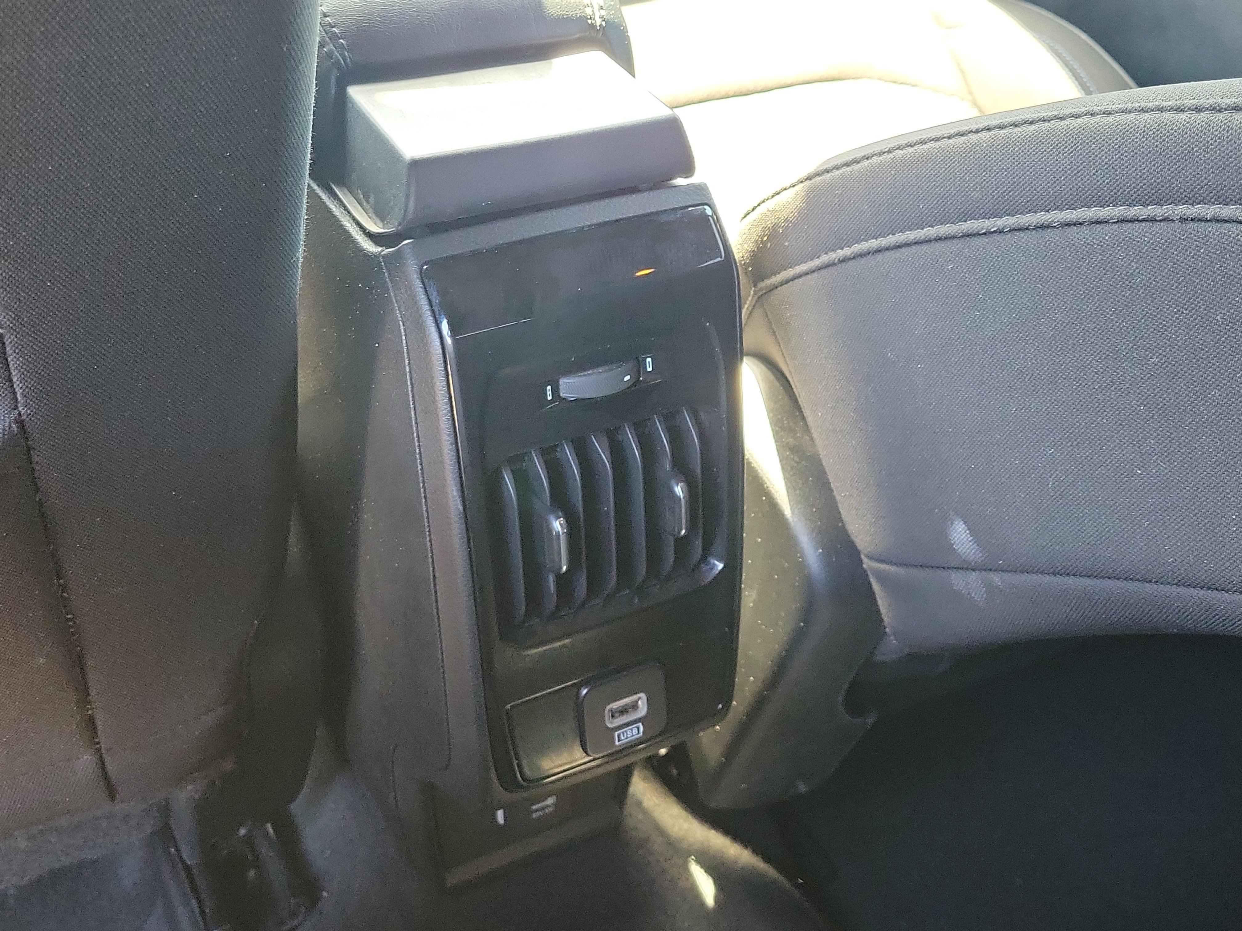 Used 2024 Jeep Compass Sport AWD/4WD image 15