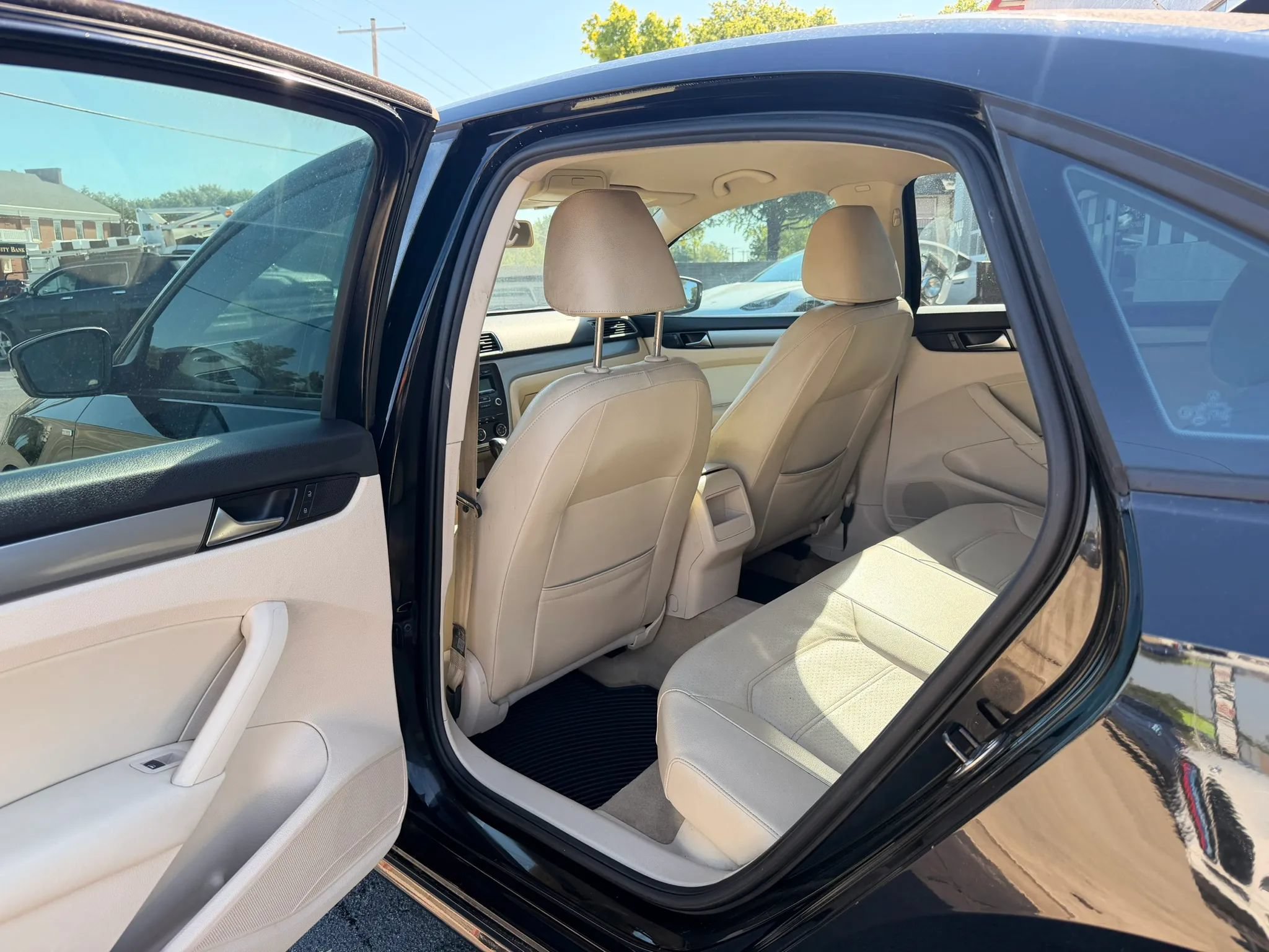 Used 2013 Volkswagen Passat 2.5 S FWD image 20