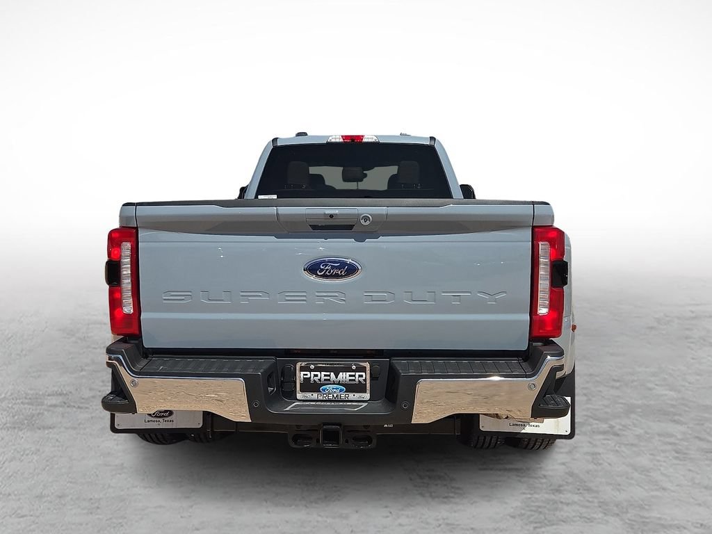 New 2026 Ford F350 Lariat AWD/4WD image 9