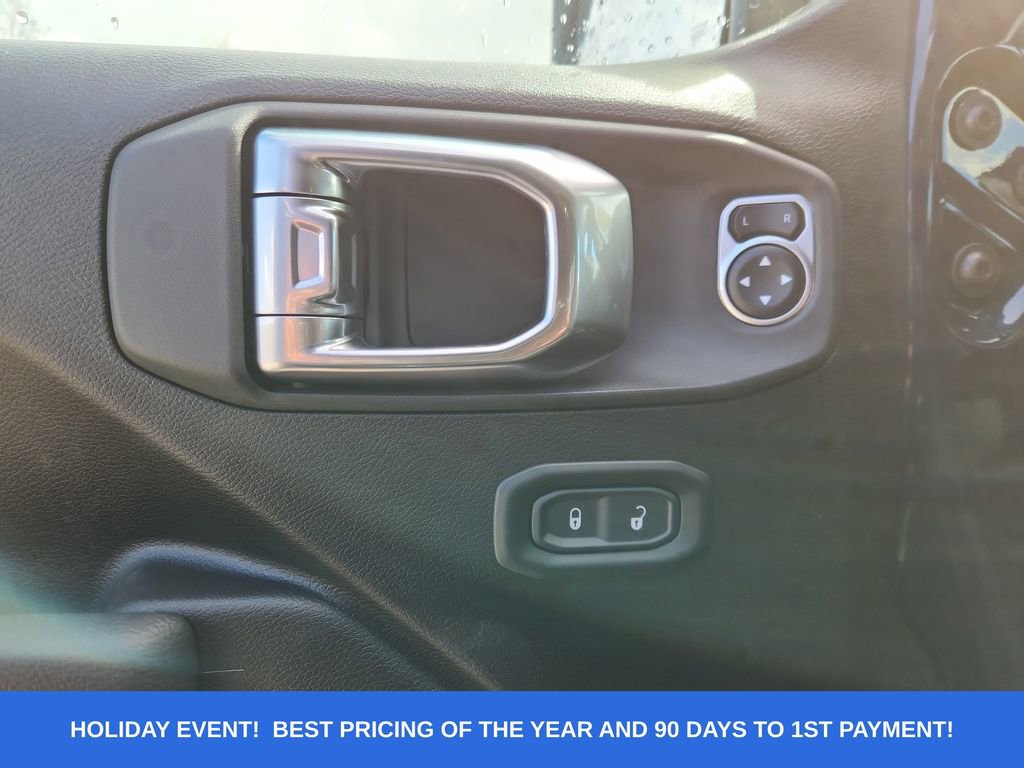 New 2025 Jeep Gladiator Sport image 11