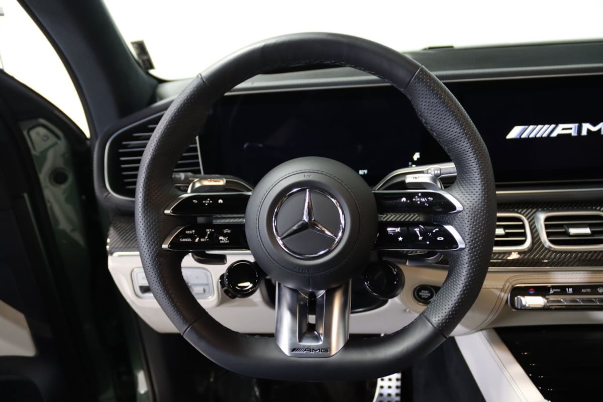Used 2026 Mercedes-Benz GLS 63 AMG 4MATIC image 49