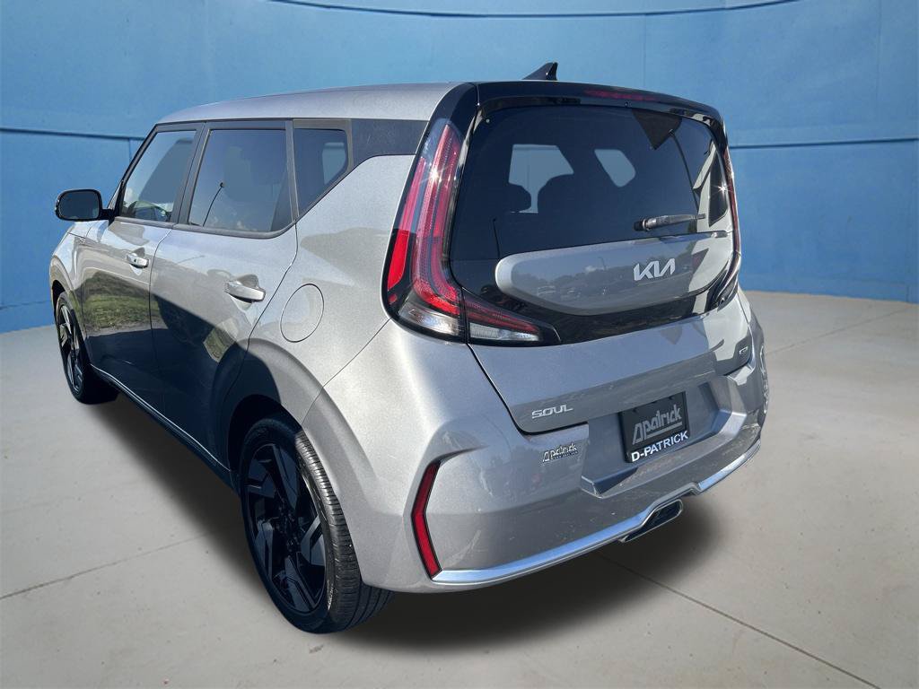 Used 2023 Kia Soul GT-Line FWD image 7