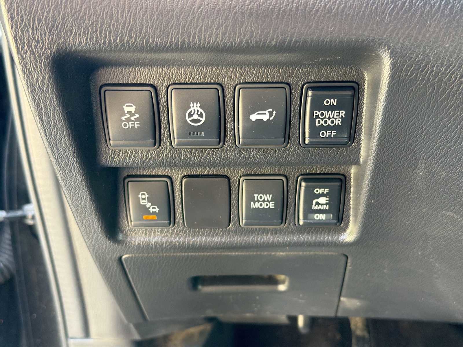 Used 2015 Nissan Pathfinder Platinum w/ Cargo Package image 33