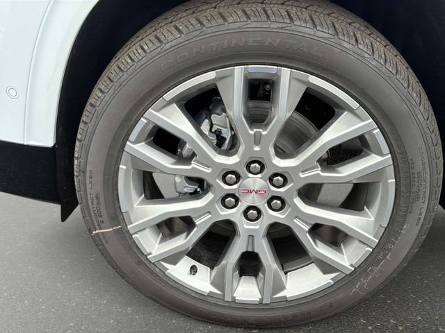 New 2026 GMC Acadia Denali w/ Super Cruise Package FWD image 10