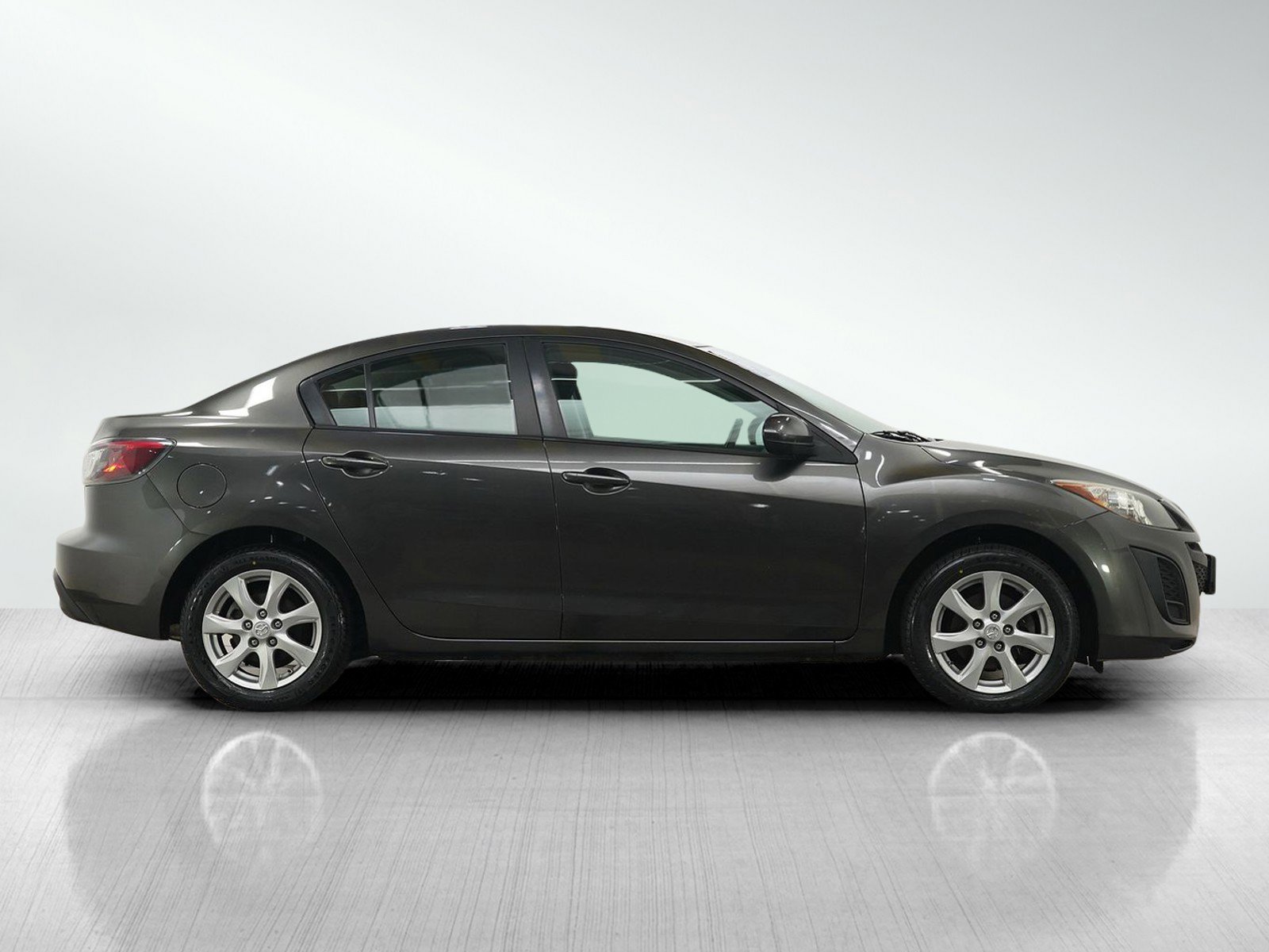 Used 2011 MAZDA MAZDA3 i Touring FWD image 6