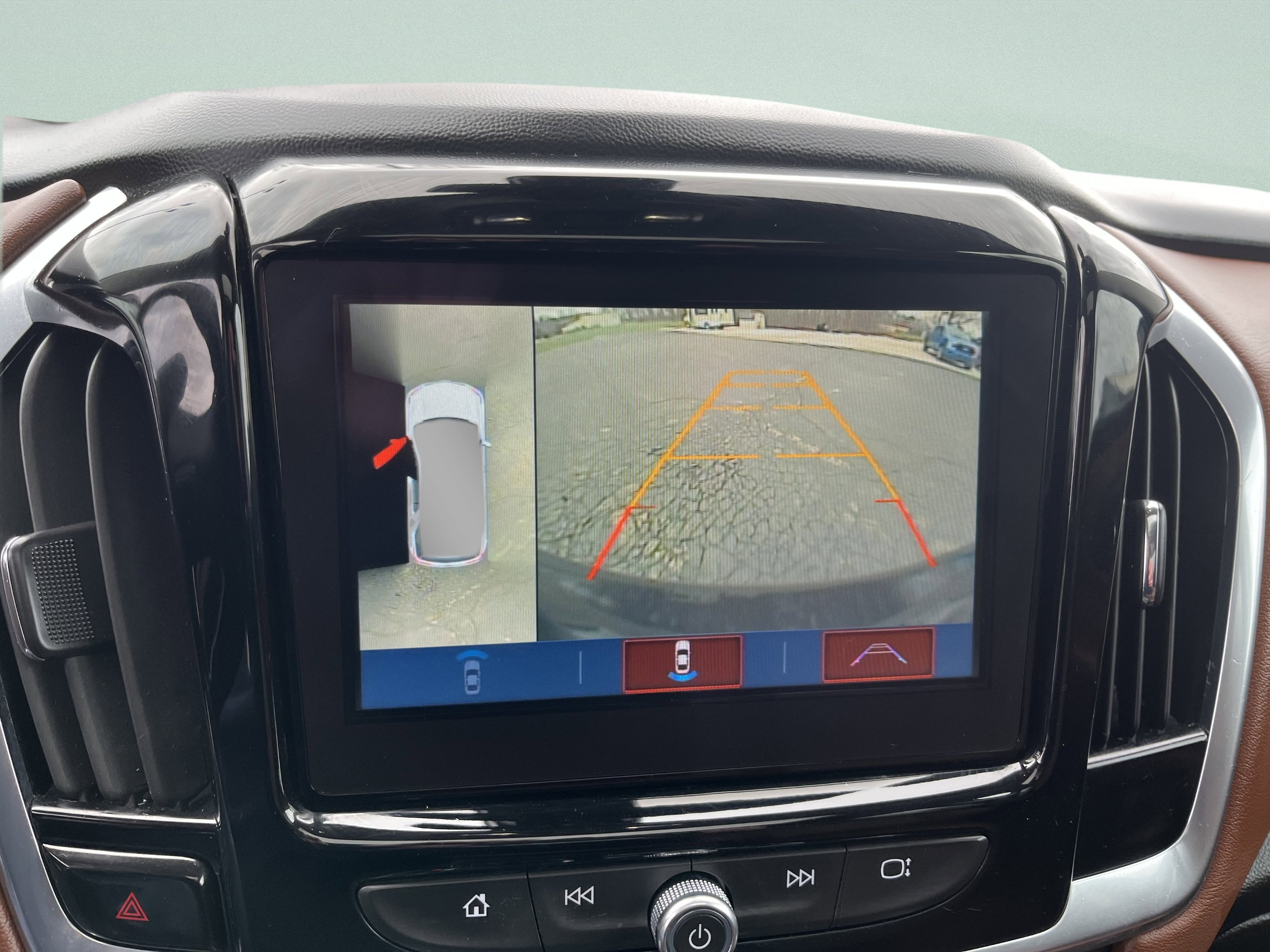 Used 2019 Chevrolet Traverse High Country AWD/4WD image 14