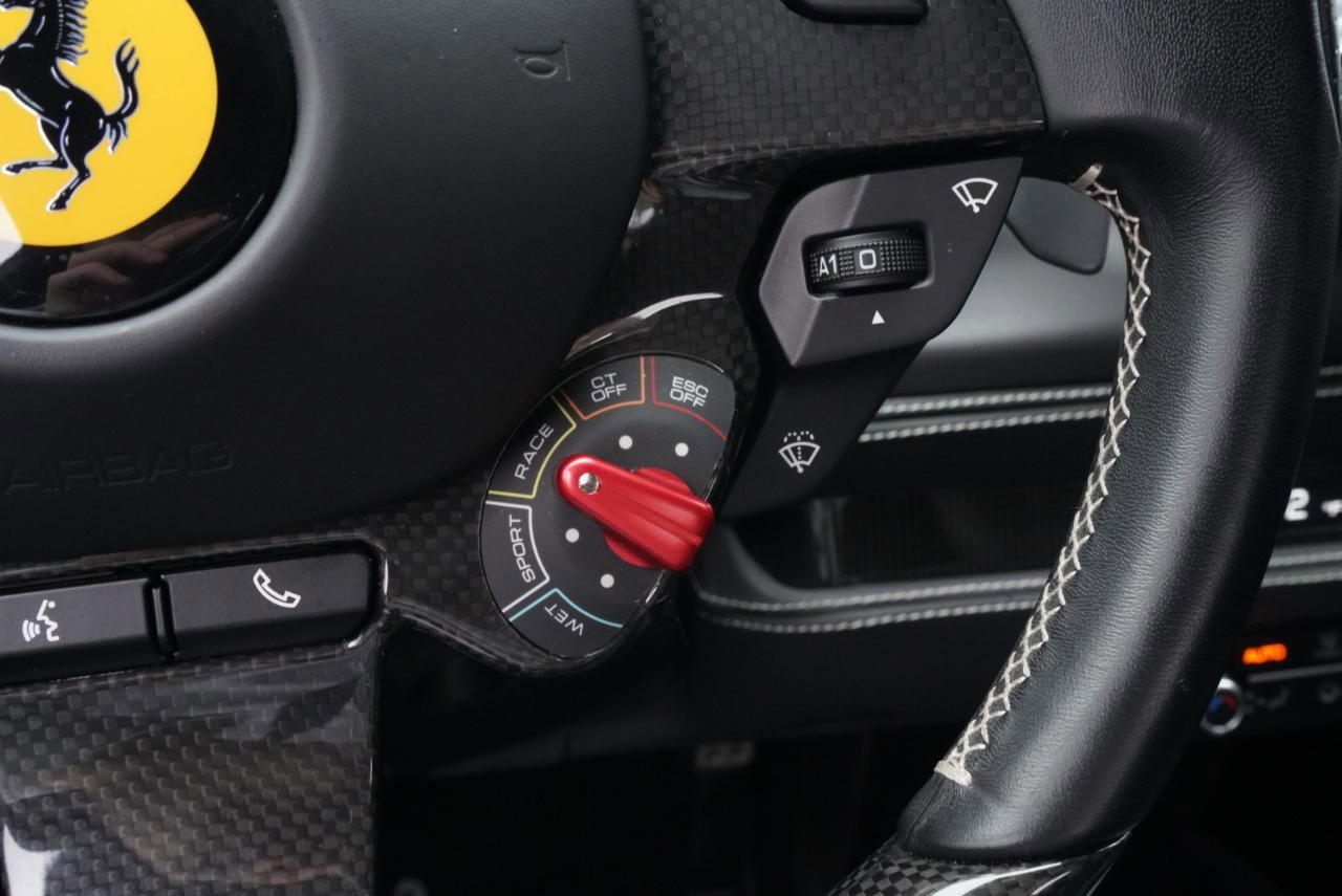 Used 2021 Ferrari F8 Tributo image 43