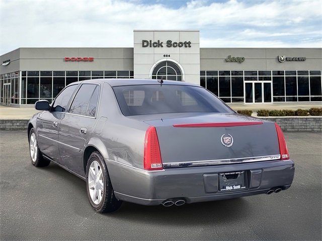 Used 2006 Cadillac DTS w/ Sun And Sound Package image 3