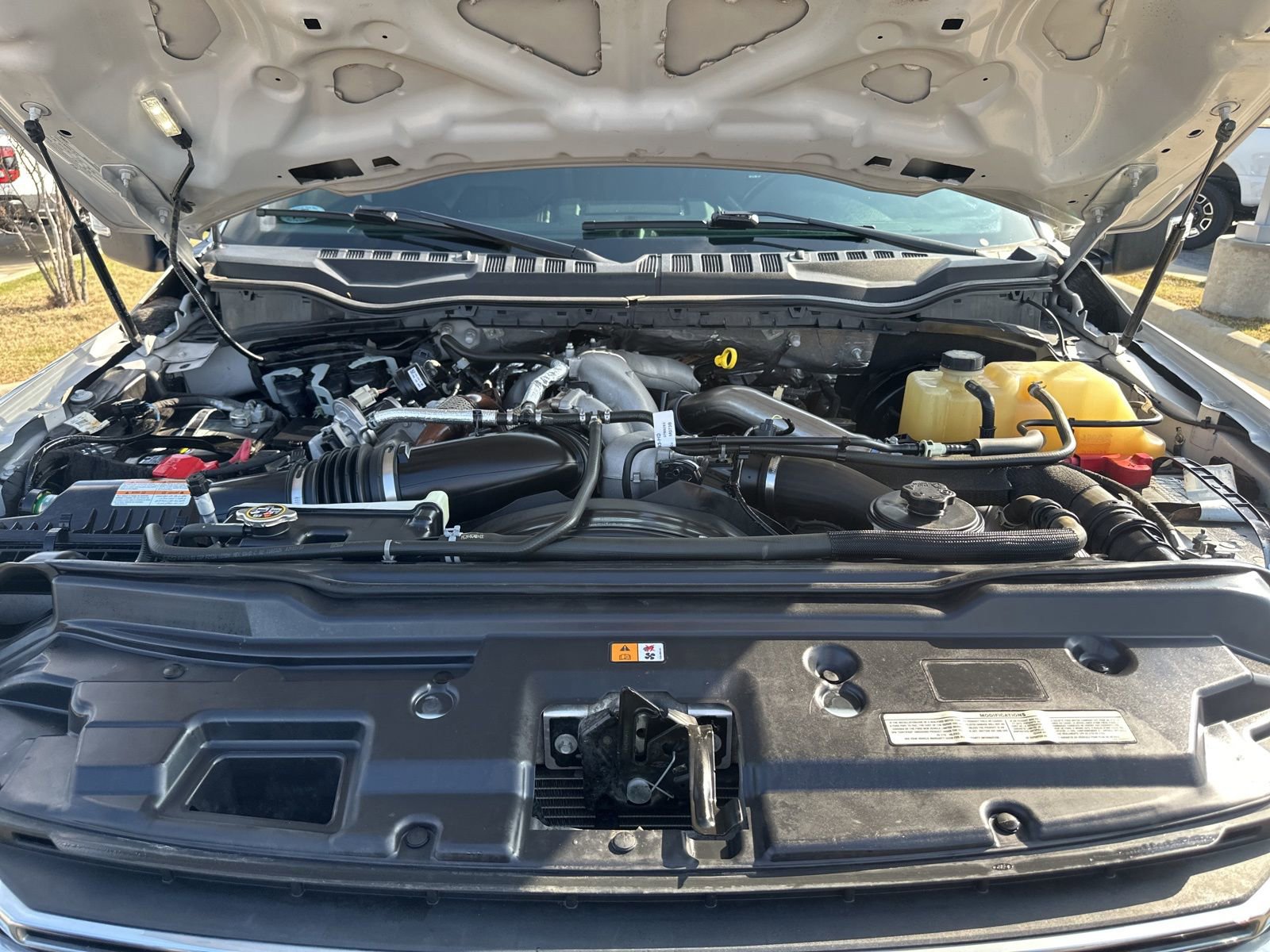 Used 2021 Ford F350 Platinum w/ Tremor Off-Road Package image 24