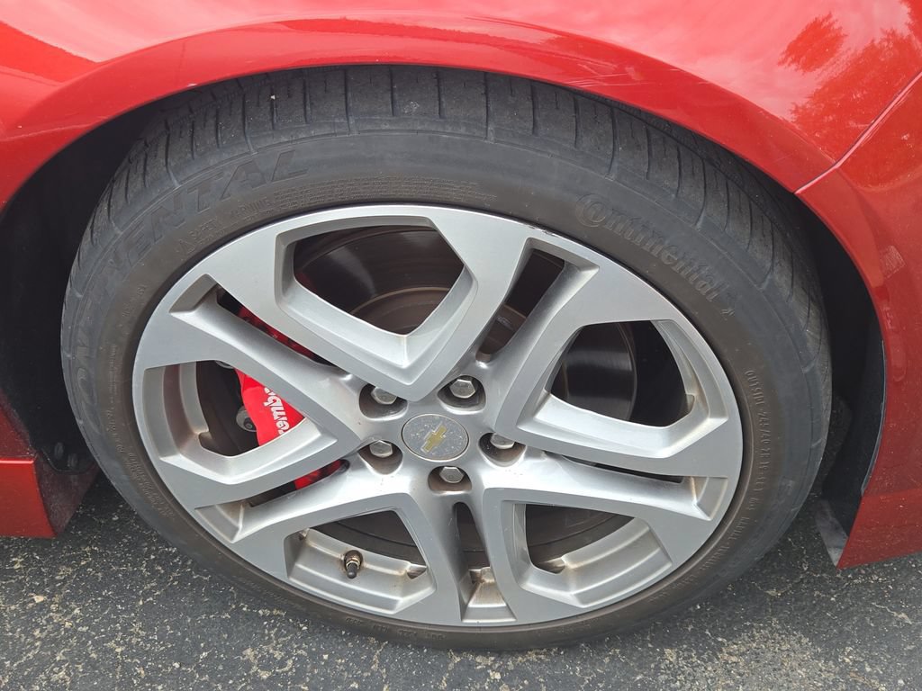 Used 2016 Chevrolet SS RWD image 5
