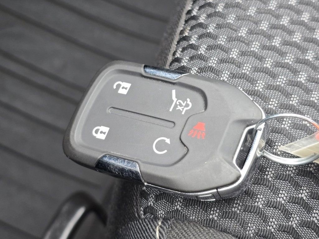 Used 2023 GMC Acadia SLE w/ Driver Convenience Package image 32