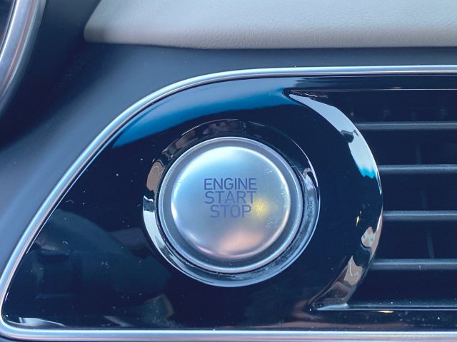 Used 2023 Genesis G70 2.0T w/ Sport Prestige Package AWD/4WD image 17