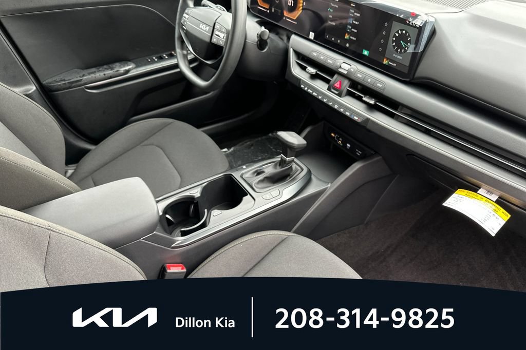 New 2026 Kia K4 FWD image 15