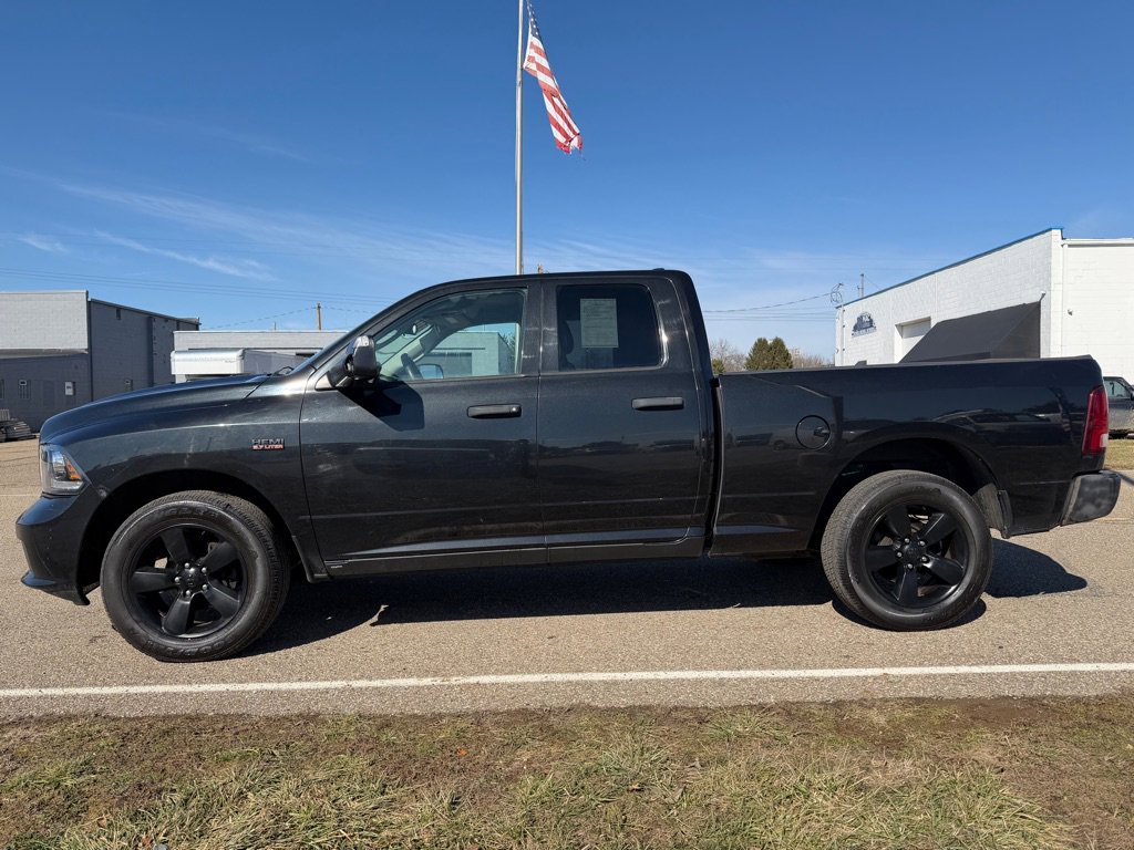 Used 2015 RAM 1500 Express w/ Black Ram 1500 Express Group AWD/4WD image 8