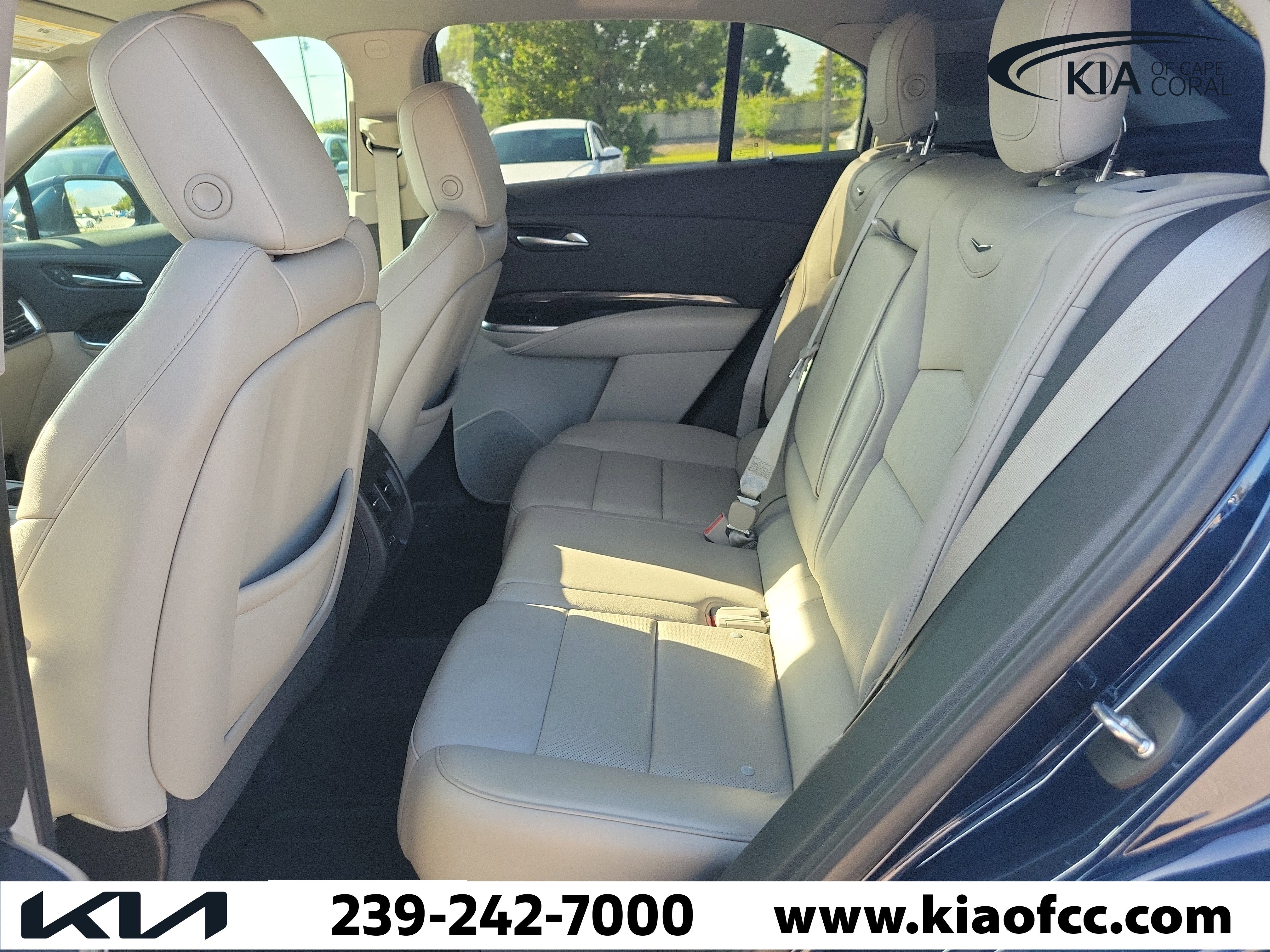Used 2019 Cadillac XT4 Premium Luxury FWD image 13