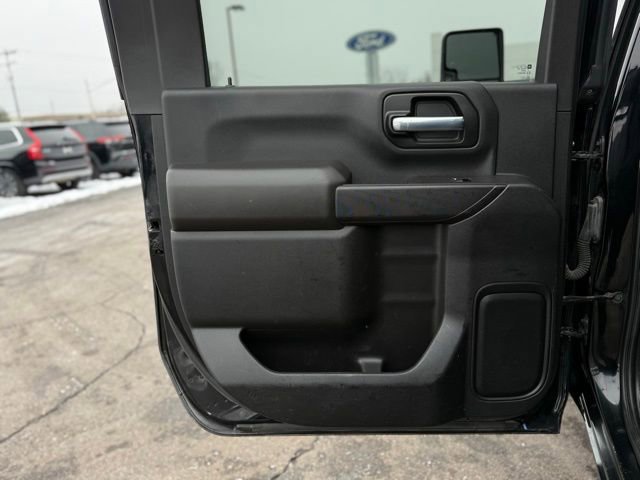 Used 2021 GMC Sierra 2500 4x4 Crew Cab w/ Gooseneck/5TH Wheel Package image 12