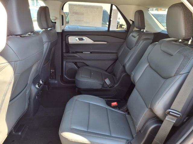New 2026 Ford Explorer Active w/ Active Comfort Package image 8