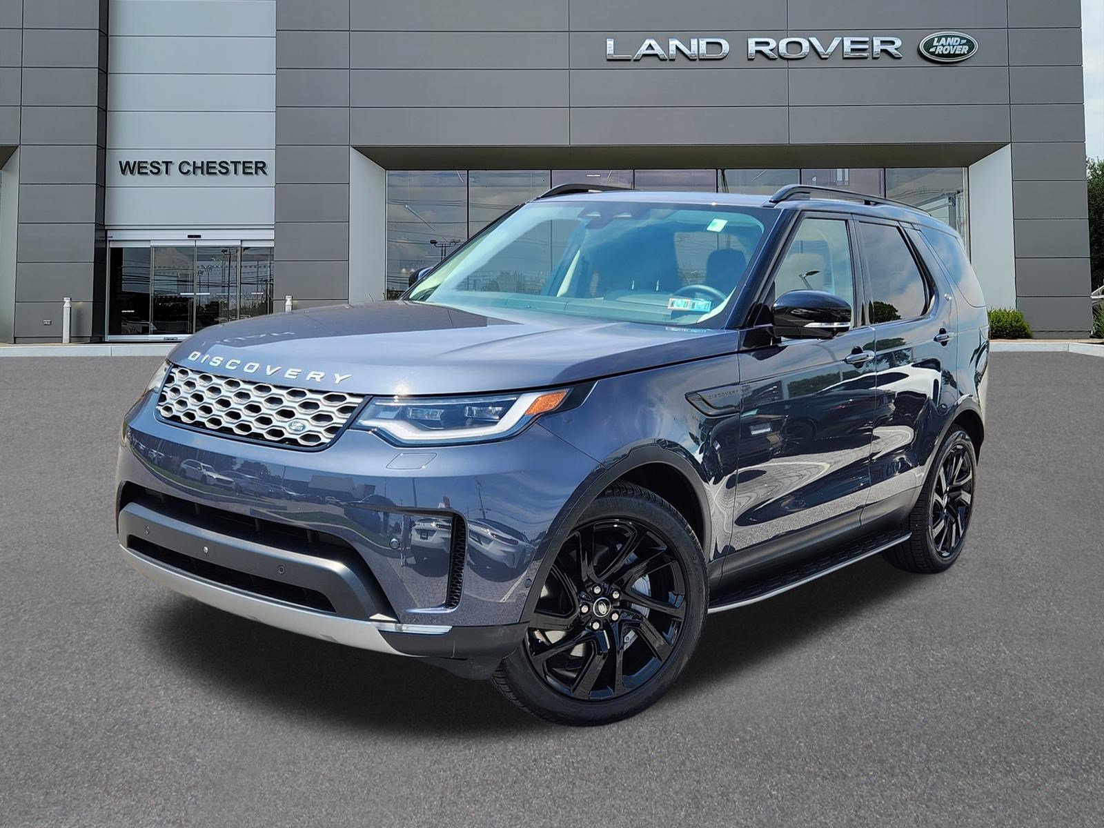 Certified 2025 Land Rover Discovery S AWD/4WD image 1