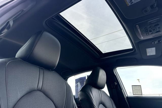 Certified 2021 Toyota Avalon Limited w/ Advanced Safety Package image 20