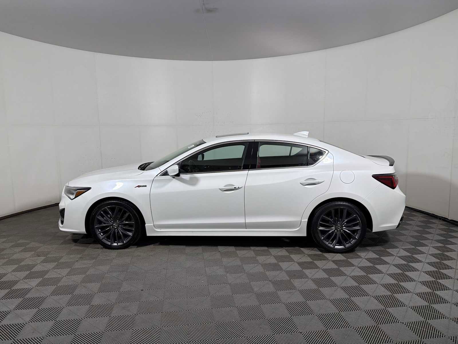 Used 2020 Acura ILX w/ Premium & A-SPEC Package image 4