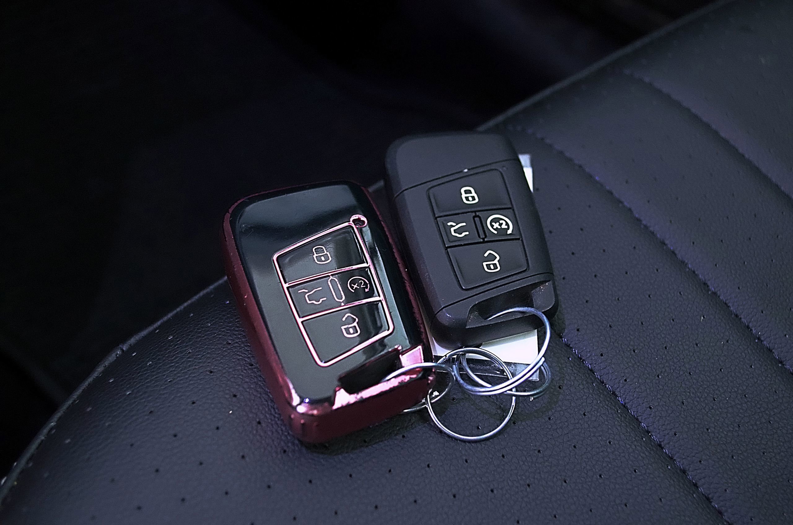 Used 2024 Volkswagen Tiguan SE w/ MDO Package, Three-Row image 30