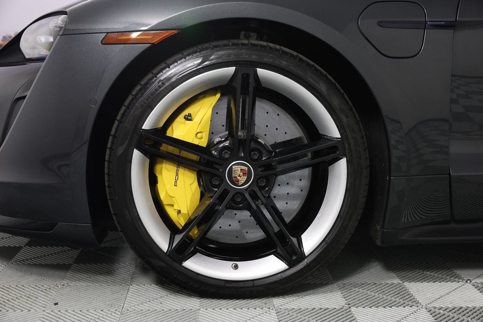 Certified 2020 Porsche Taycan Turbo S AWD/4WD image 28