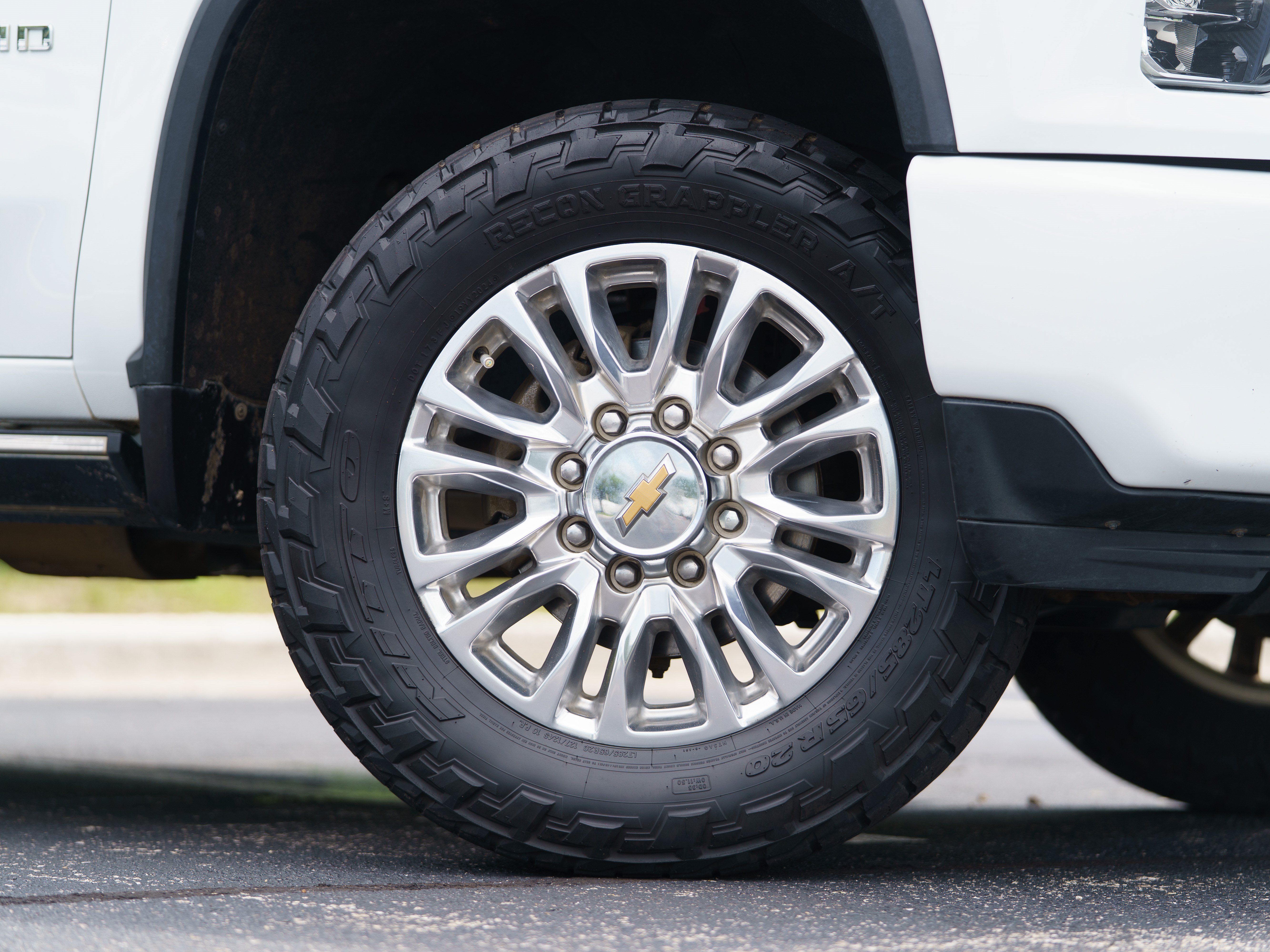 Used 2021 Chevrolet Silverado 2500 High Country w/ Z71 Off-Road Package AWD/4WD image 46
