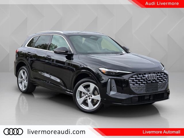 Used 2025 Audi Q5 Premium Plus w/ Premium Plus image 2