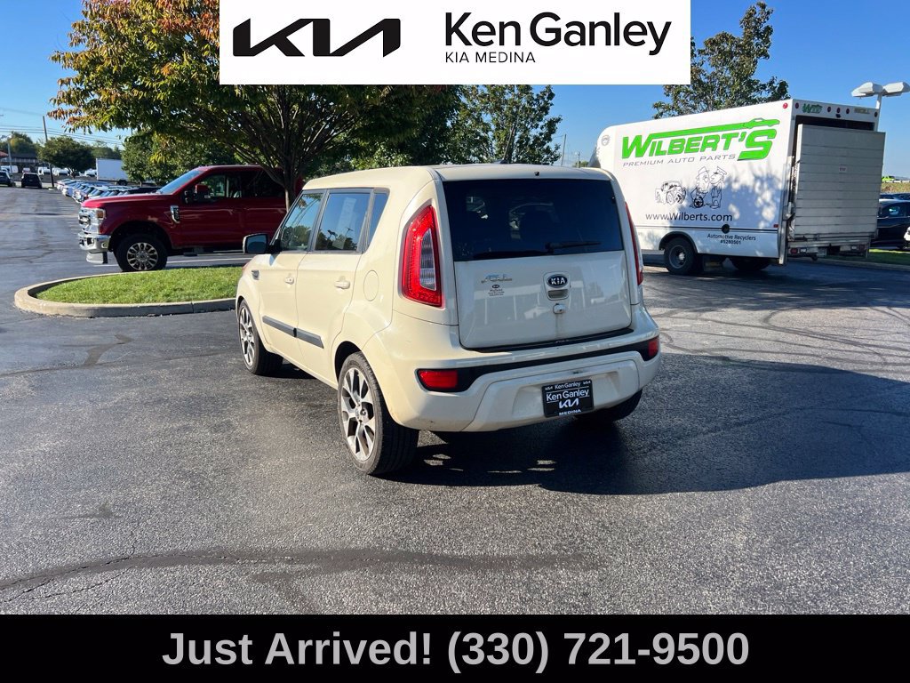 Used 2012 Kia Soul ! FWD image 7