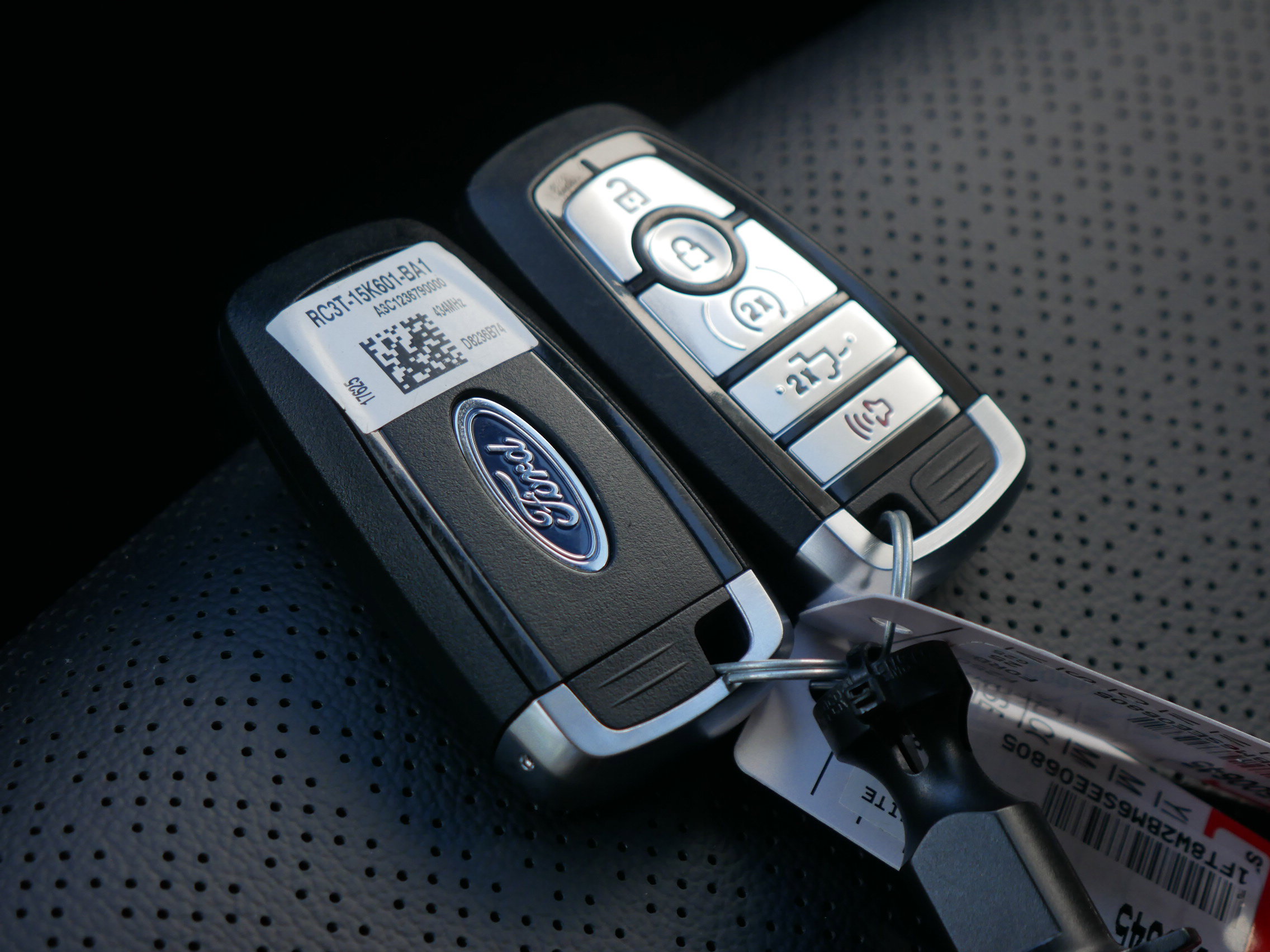 New 2025 Ford F250 Lariat w/ Lariat Ultimate Package image 43