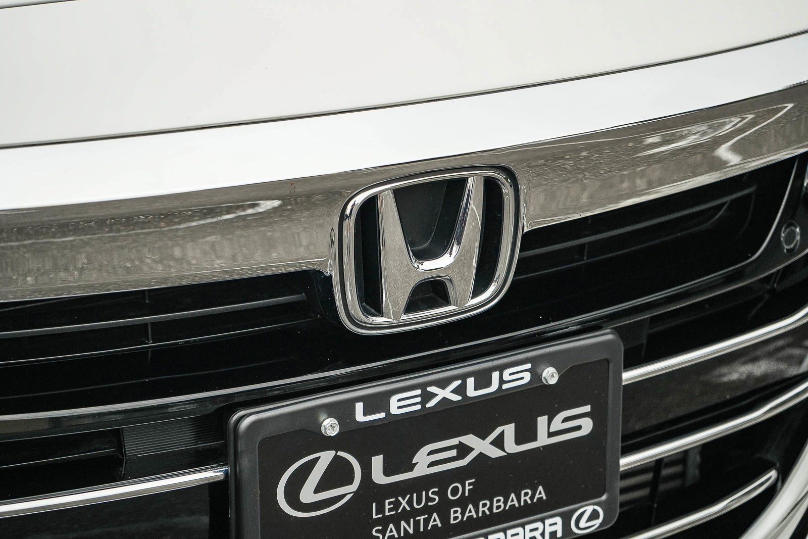 Used 2022 Honda Accord Touring image 9