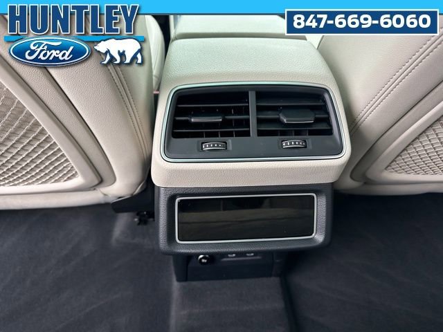 Used 2024 Audi Q8 e-tron Premium Plus w/ Premium Plus Package AWD/4WD image 18