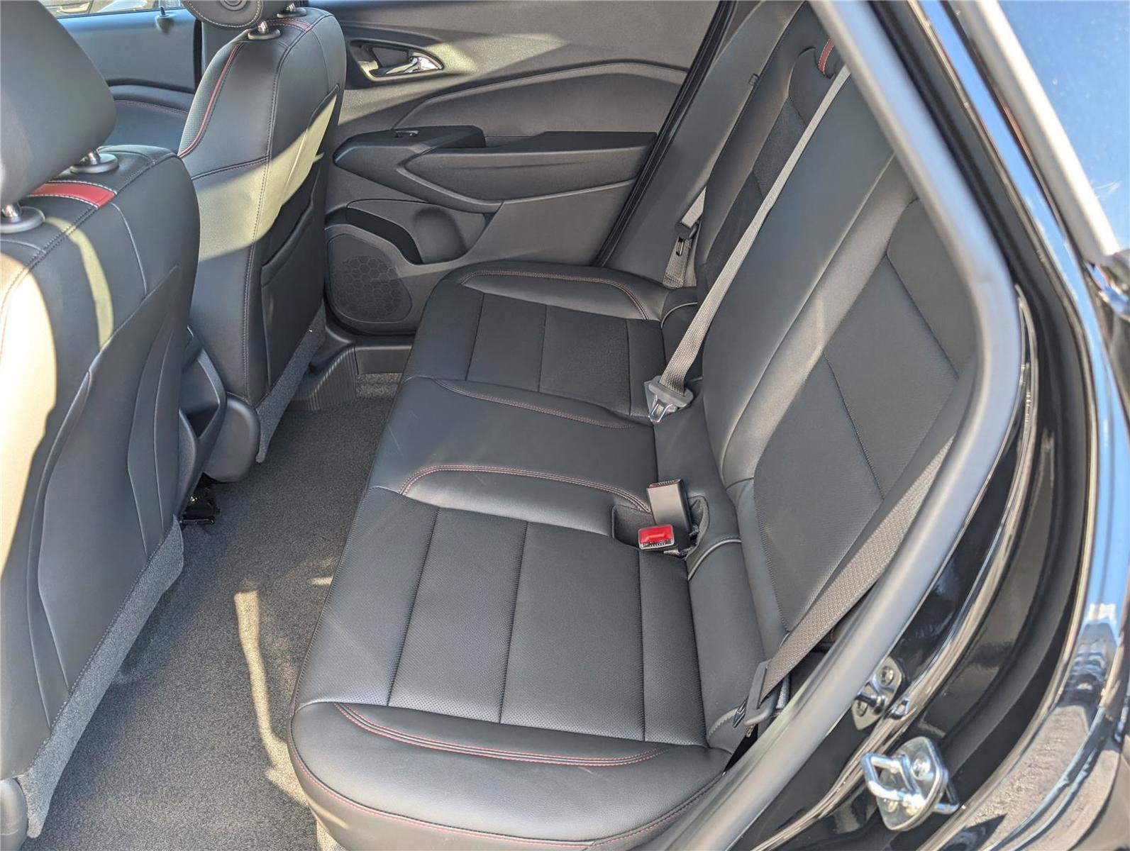 New 2026 Chevrolet Trax RS w/ Driver Confidence Package image 9