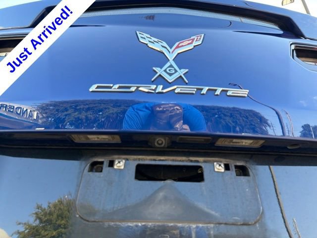 Used 2016 Chevrolet Corvette Stingray Coupe RWD image 19