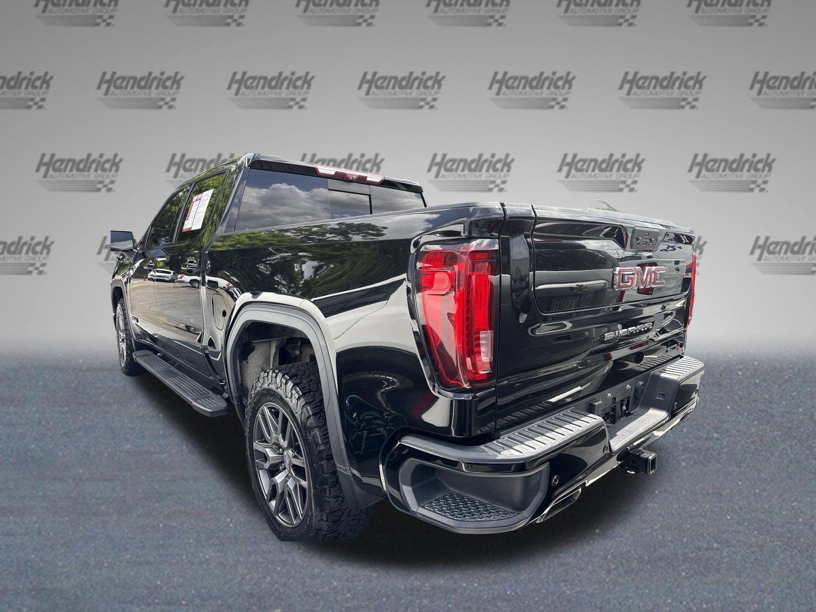 Used 2020 GMC Sierra 1500 AT4 w/ AT4 Premium Package AWD/4WD image 6