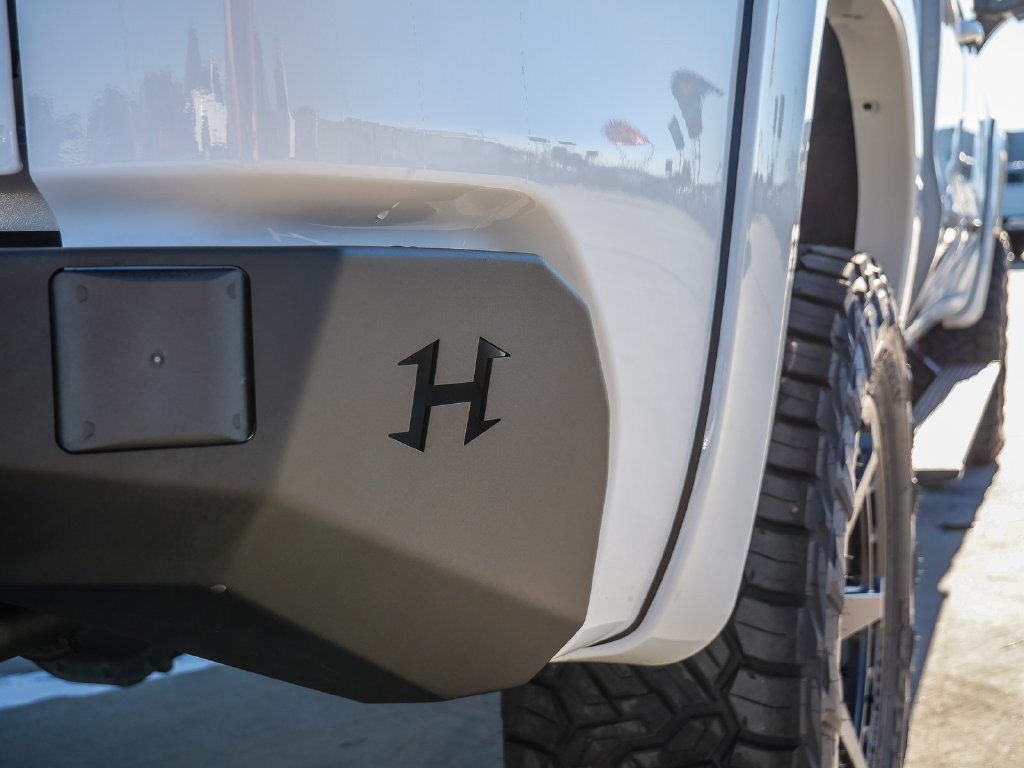 New 2026 GMC Sierra 1500 AT4 w/ Technology Package AWD/4WD image 23