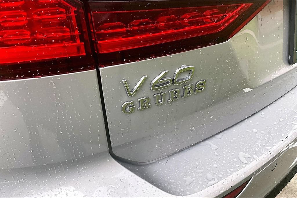 Certified 2025 Volvo V60 B5 Cross Country Plus AWD/4WD image 43
