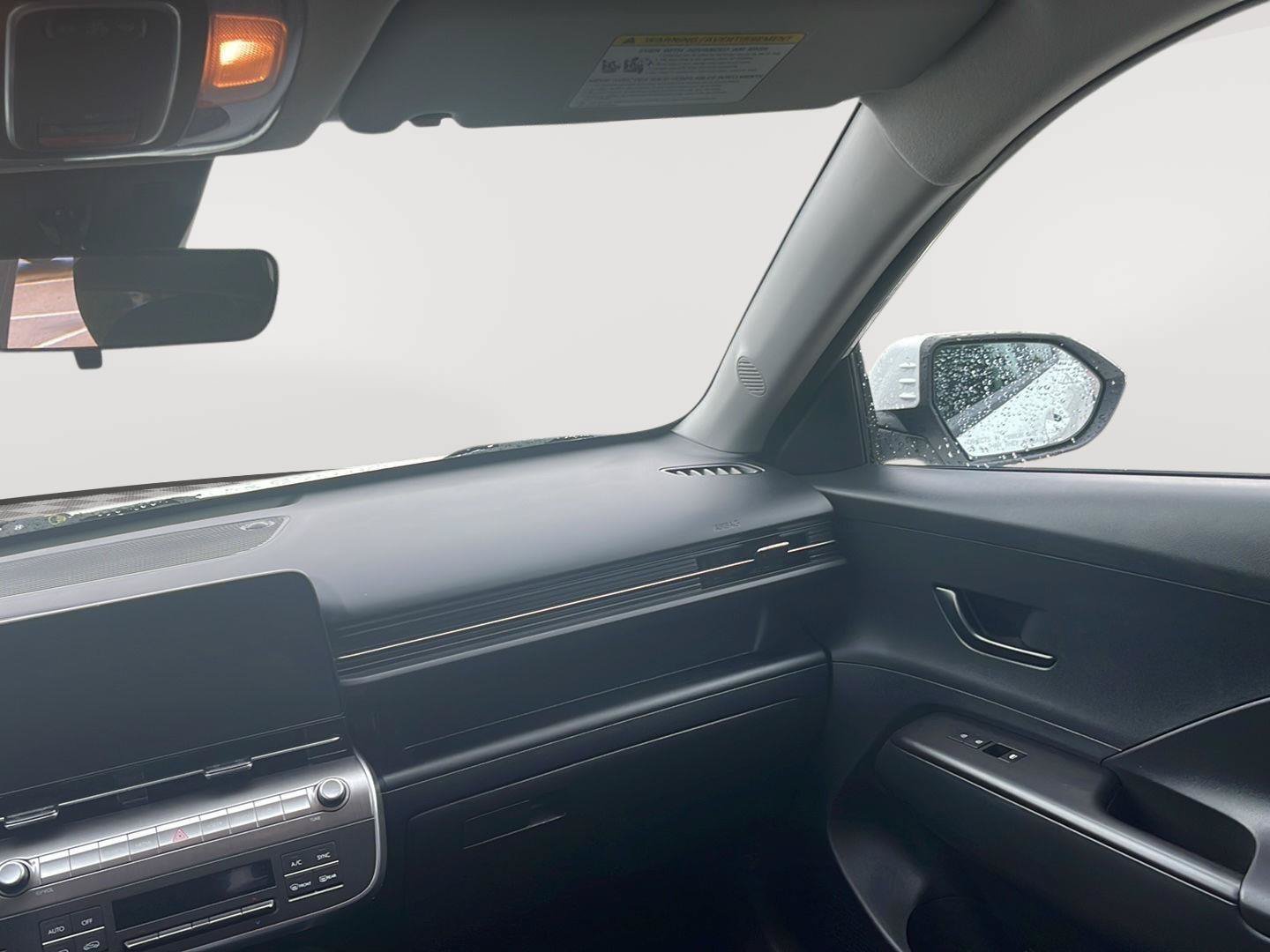 Certified 2025 Hyundai Kona SEL AWD/4WD image 21