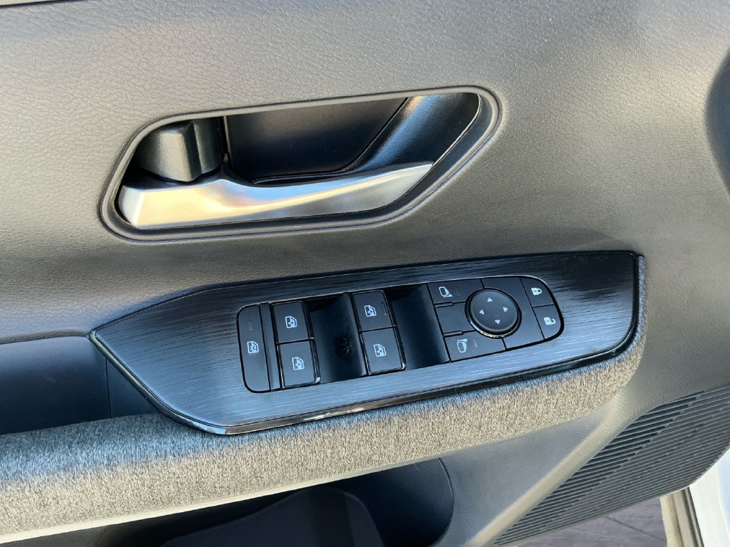 New 2027 Nissan Kicks SV AWD/4WD image 23
