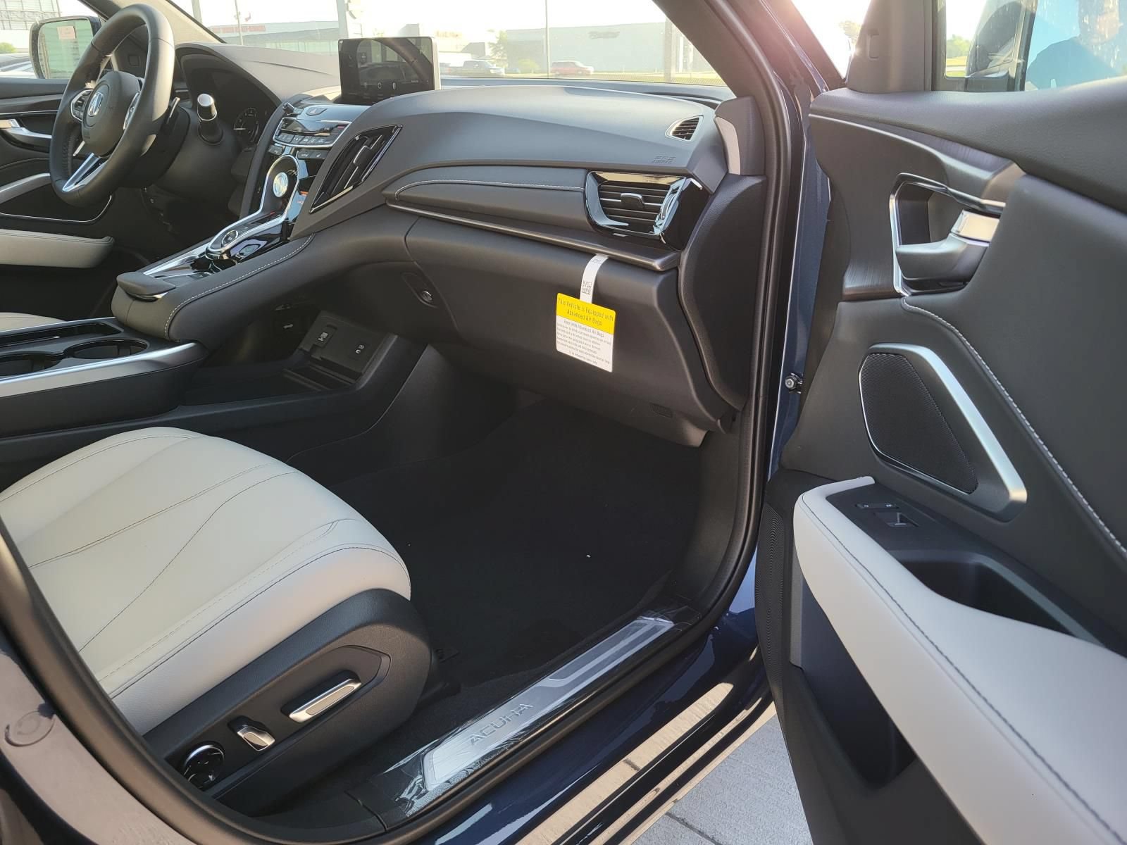 New 2026 Acura RDX SH-AWD image 8