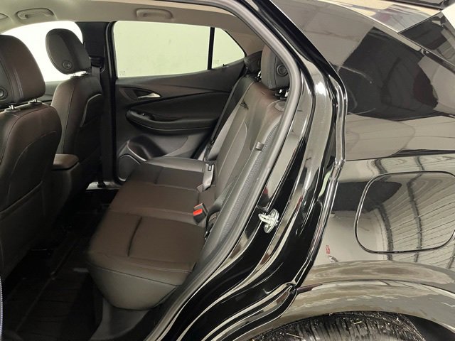 Used 2025 Buick Encore GX Sport Touring w/ Advanced Technology Package image 17