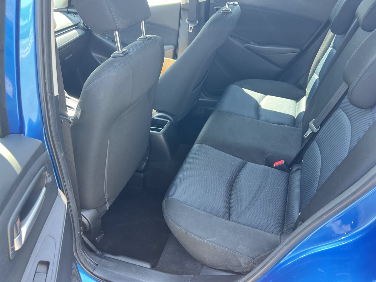 Used 2020 Toyota Yaris LE FWD image 32