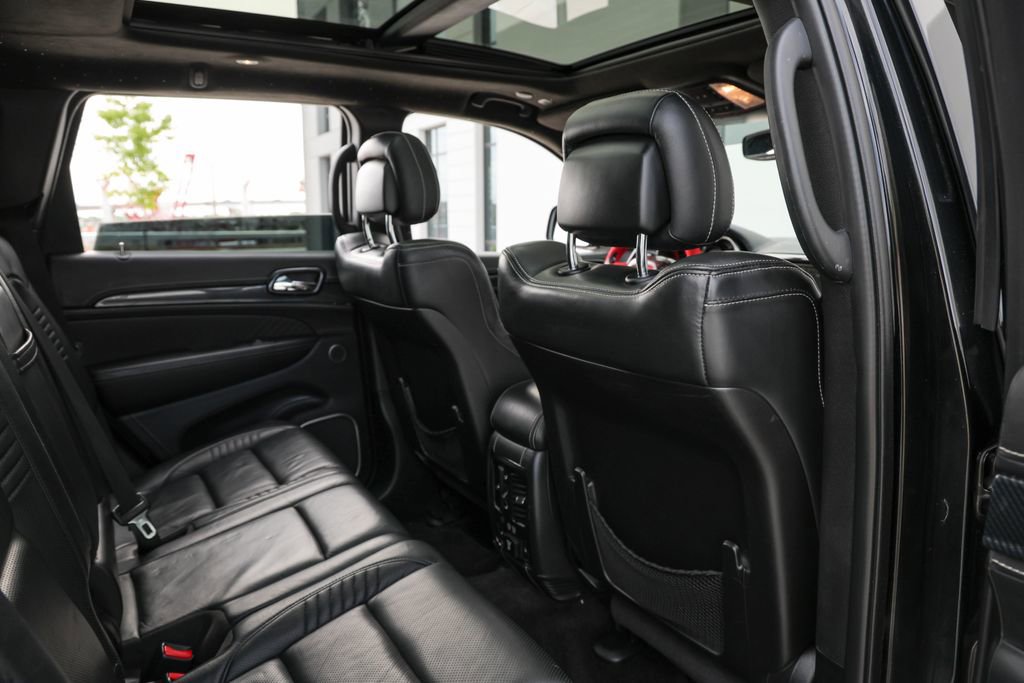 Used 2017 Jeep Grand Cherokee SRT AWD/4WD image 24
