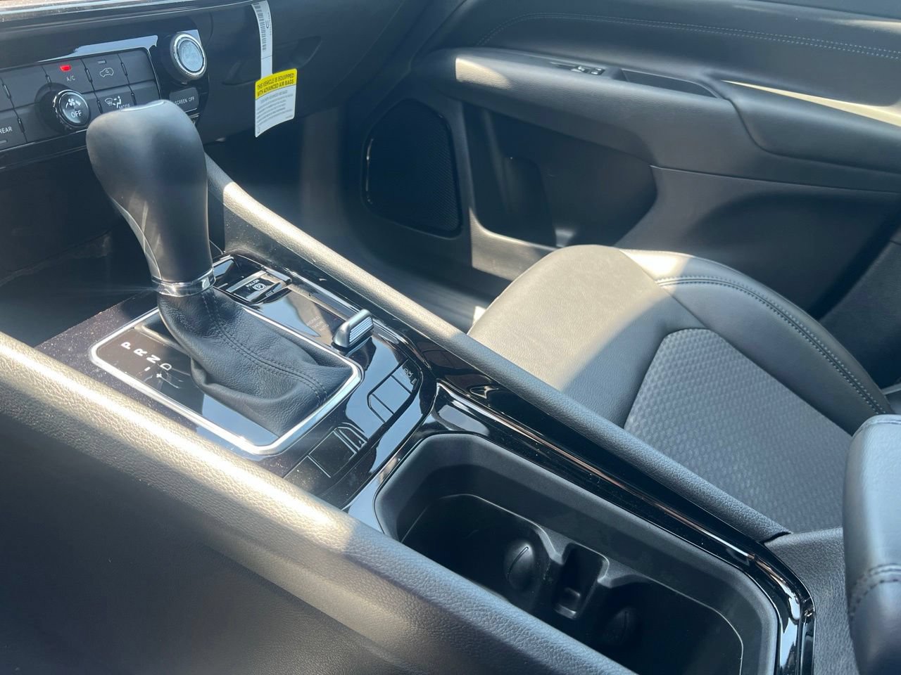 New 2026 Jeep Compass Latitude AWD/4WD image 29