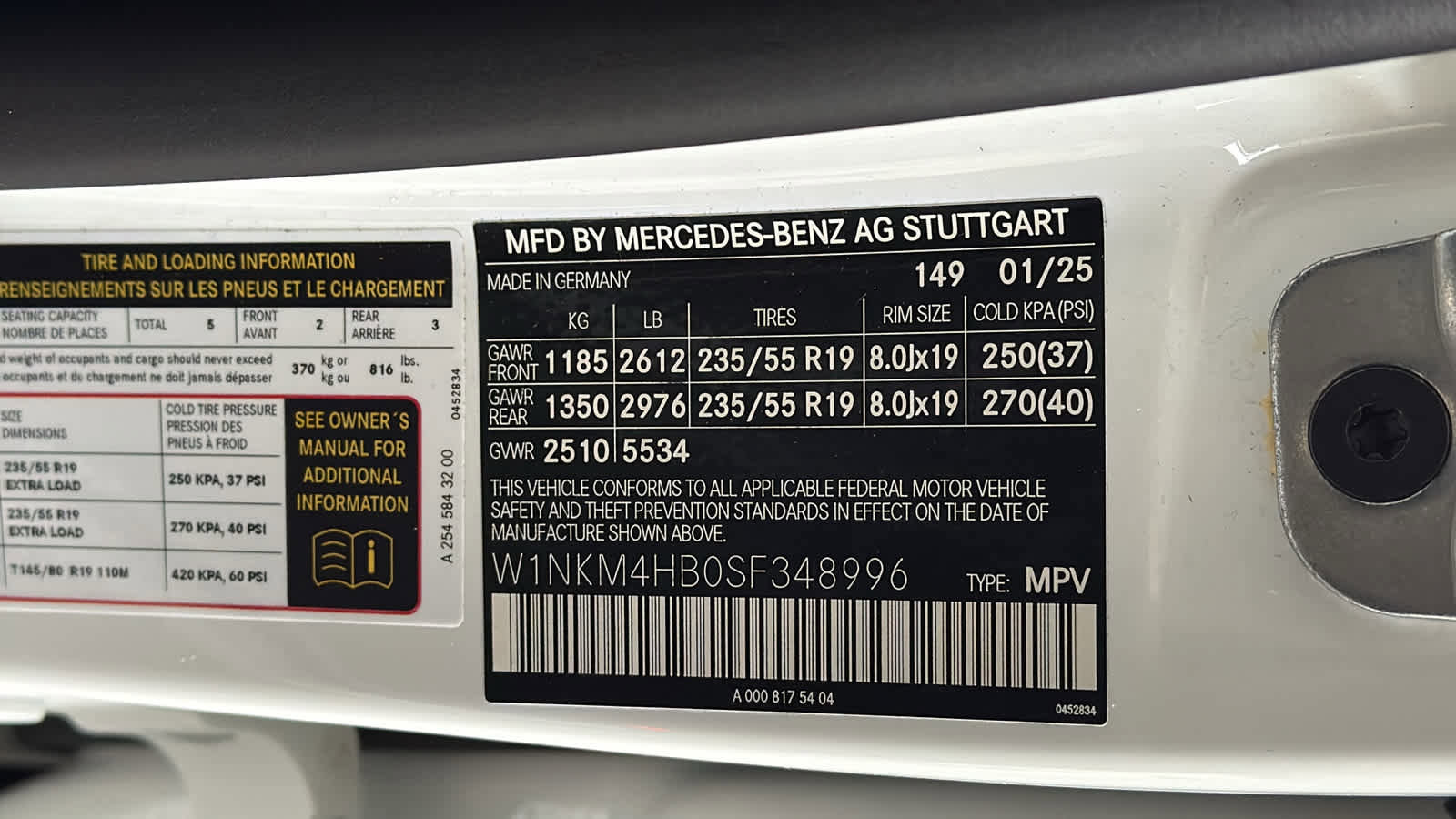 Used 2025 Mercedes-Benz GLC 300 4MATIC image 17