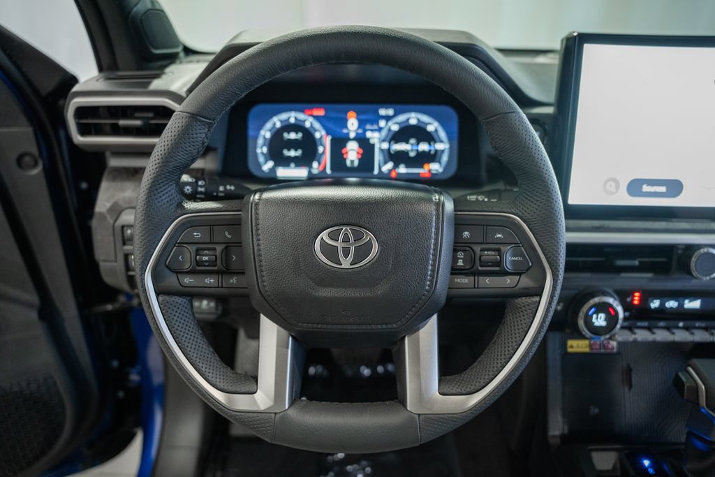 Certified 2025 Toyota Tacoma Limited AWD/4WD image 34