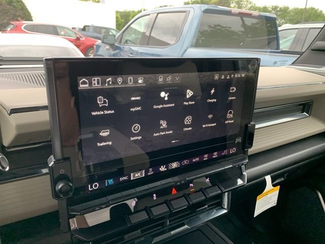 New 2026 GMC Hummer EV 4x4 Crew Cab image 15